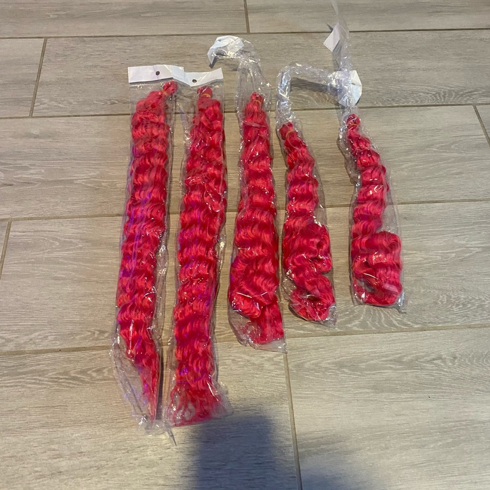 hot pink bulk body wave hair